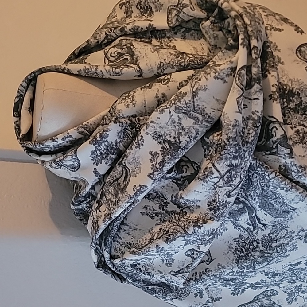 Dior Monochrome Toile Wrap - Picture 3 of 8